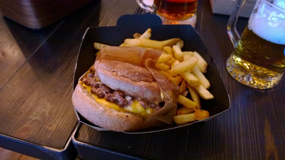 Barrels Burgers&Beer tarjoaa gluteenittoman vaihtoehdon niin oluissa kuin burgereissa.