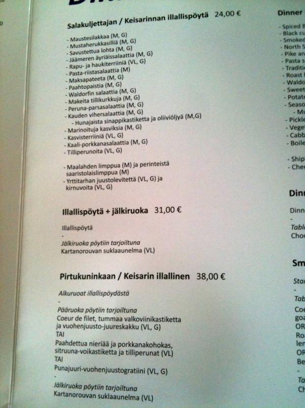 Royal Linen Salakuljettajan / Keisarinnan illallispyt gluteeniton-merkintjen kera.