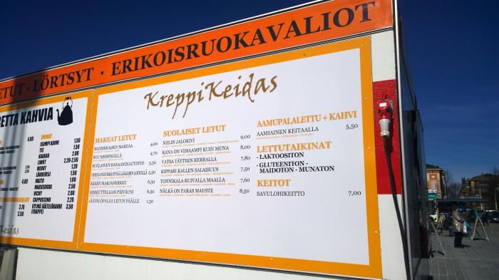 Kuopion torilla sijaitsevan KreppiKeitaan listaa