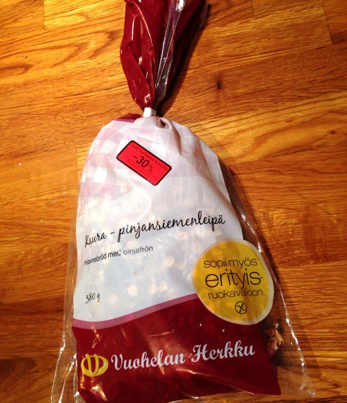 Trmsin ekaa kertaa Vuohlean Herkun Kaura-pinjansiemenleipn, vaikka kyseess on jo pidempn myynniss ollut tuote.