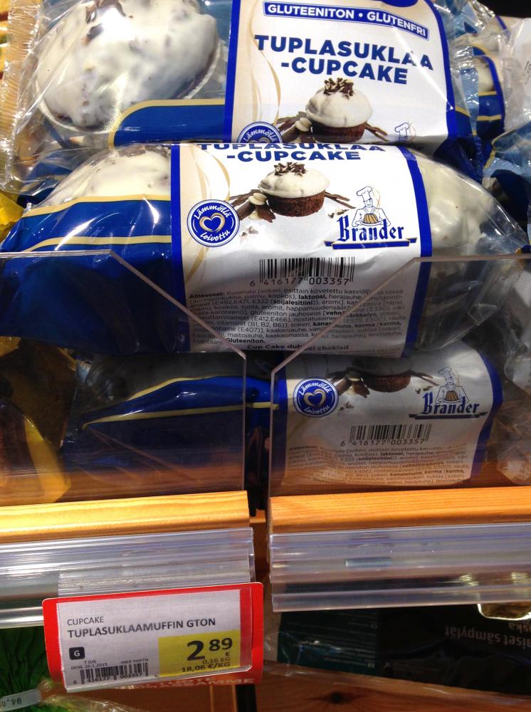 S-Markettiin ilmestynyt uusi gluteeniton tuote: Branderin tuplasuklaa-cupcaket. Ovat muuten hyvi ja hintakin suht kohdallaan.