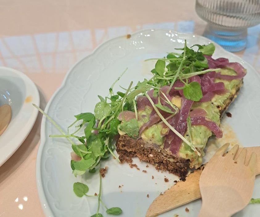 Gluteenitonta Relove kahvilasta Helsinki-Vantaalla